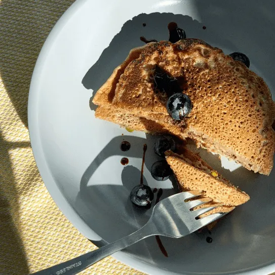 Pistachio Pancakes with Cardamom